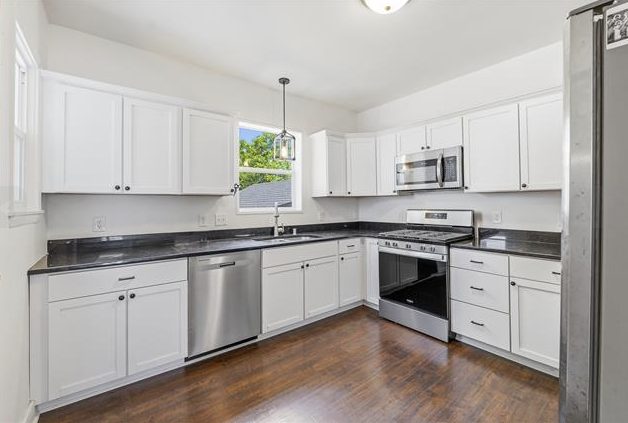 608 N Center St, Beaver Dam